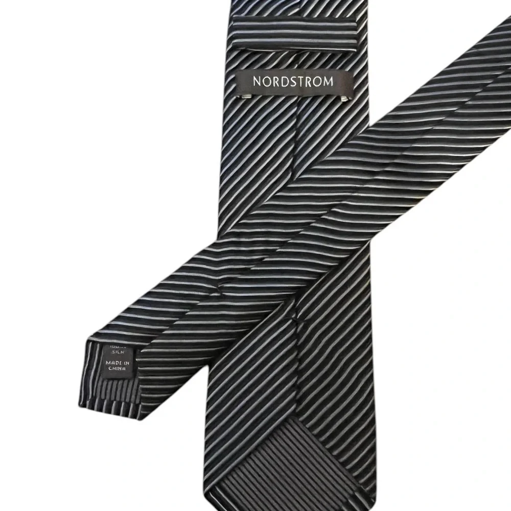 NORDSTROM vintage textured skinny silk striped tie, black & silver, 2.5” wide